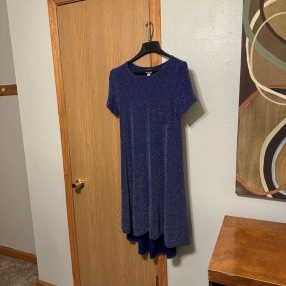Lularoe Medium Blue Metallic Weave Short Sleeve Scoop Neck Mid-Calf Shirt Dress